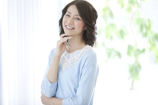 笑顔の女性